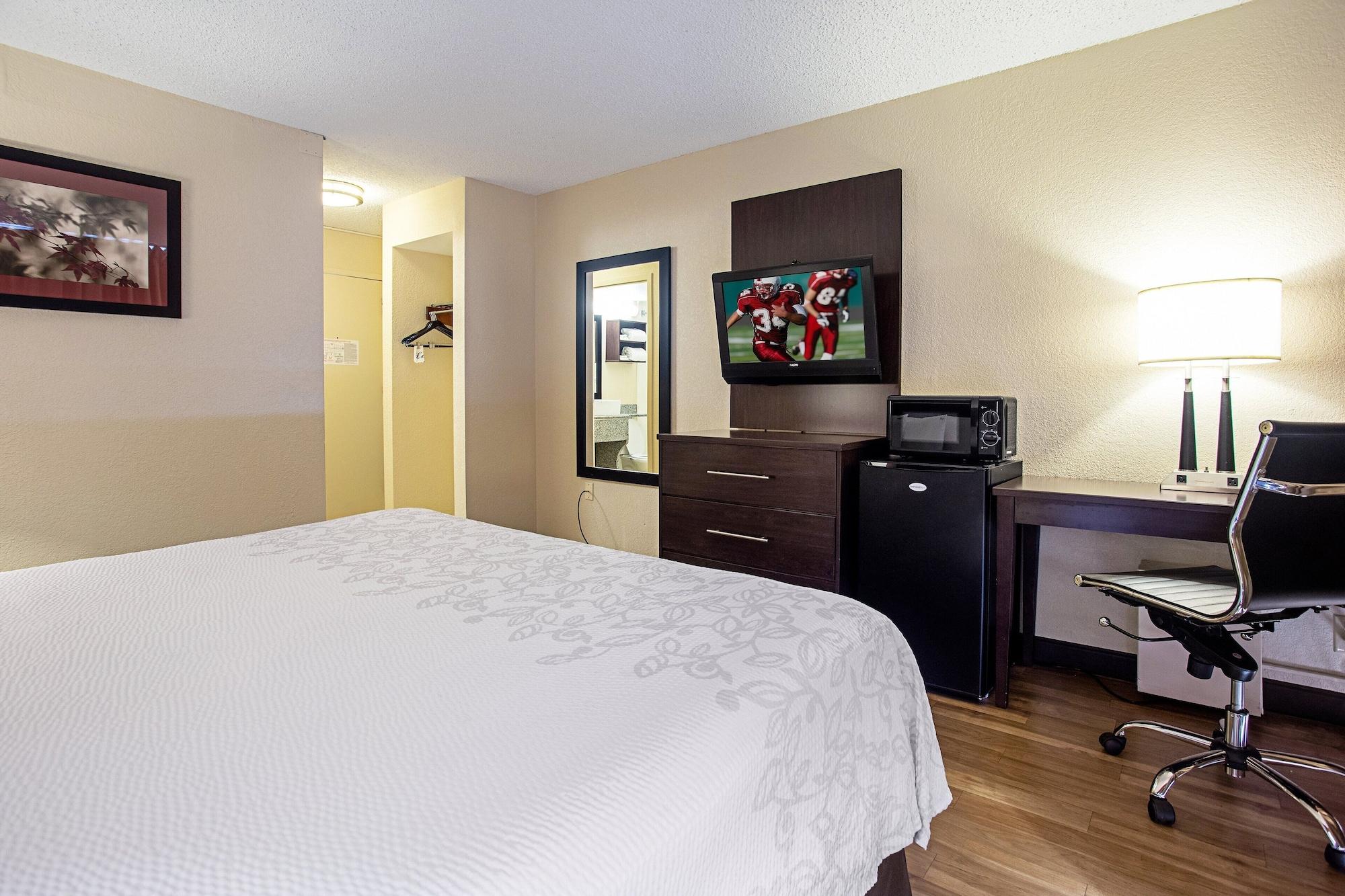Red Roof Inn Plus+ Wichita East Zewnętrze zdjęcie