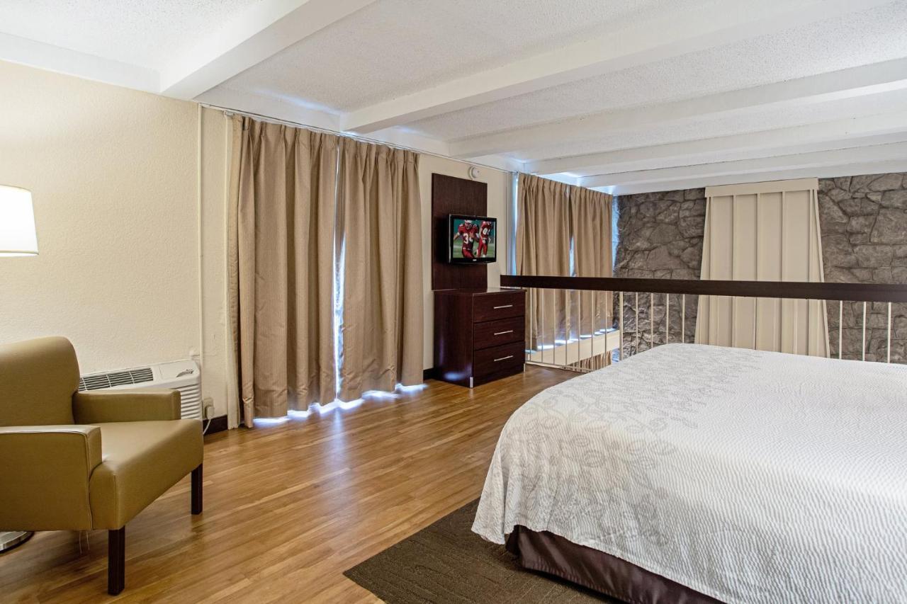 Red Roof Inn Plus+ Wichita East Zewnętrze zdjęcie