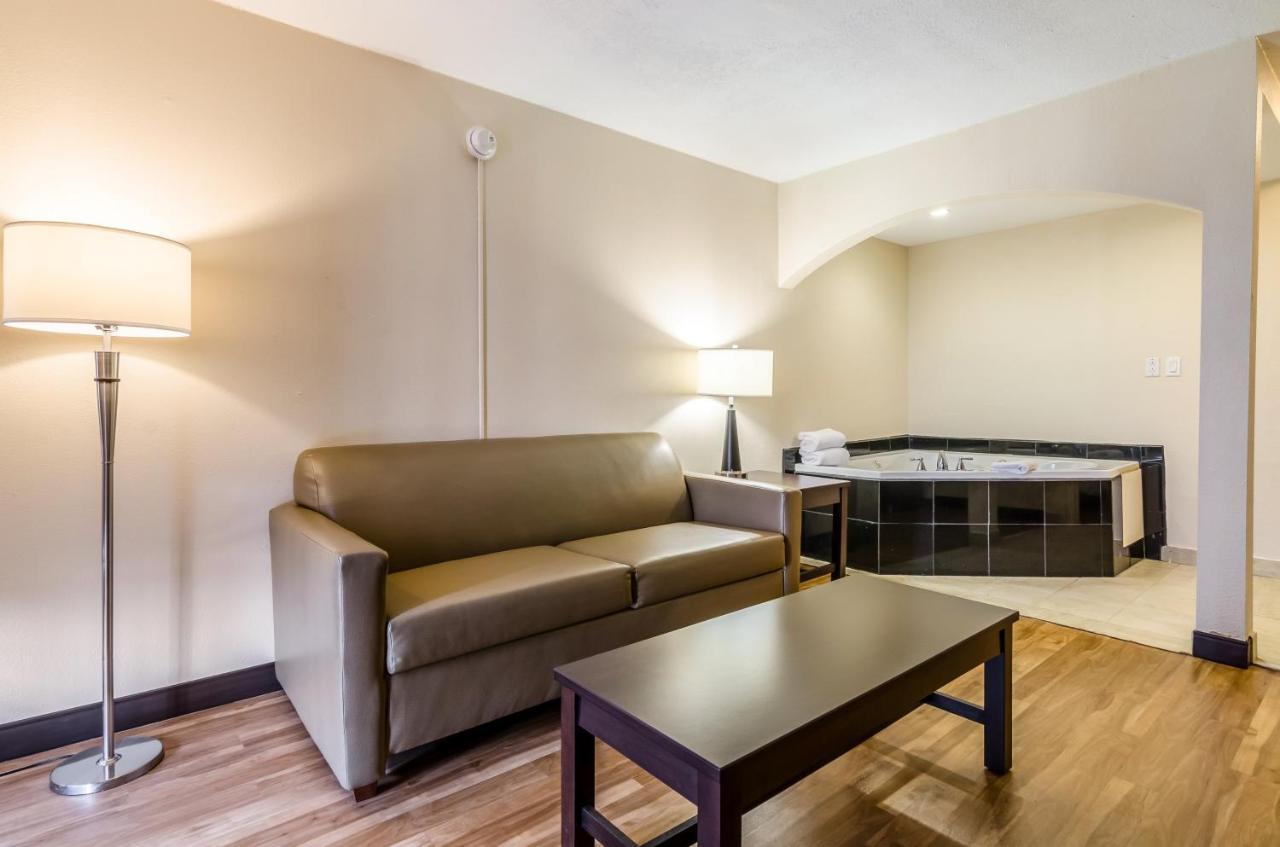 Red Roof Inn Plus+ Wichita East Zewnętrze zdjęcie