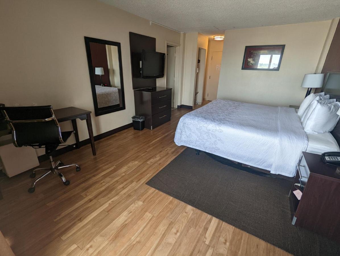 Red Roof Inn Plus+ Wichita East Zewnętrze zdjęcie