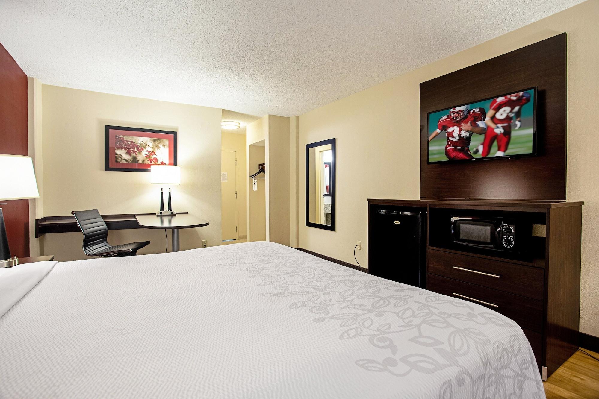 Red Roof Inn Plus+ Wichita East Zewnętrze zdjęcie